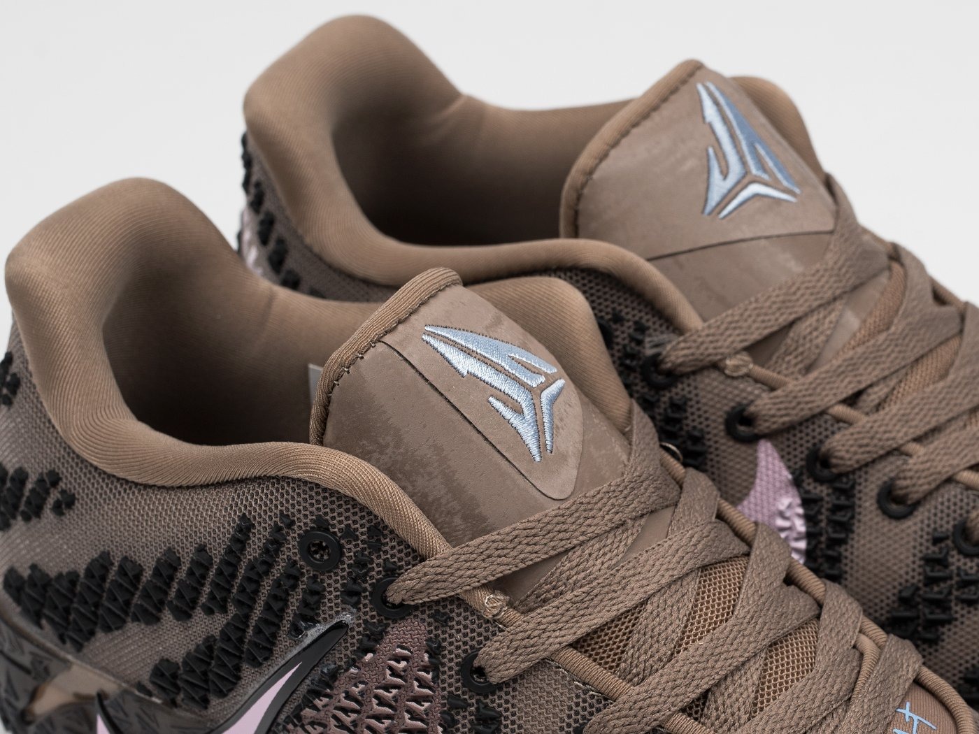 nike ja 3 46768 7