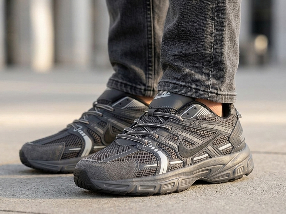 Вам понравятся мужские кроссовки Nike V2K Run: все расцветки